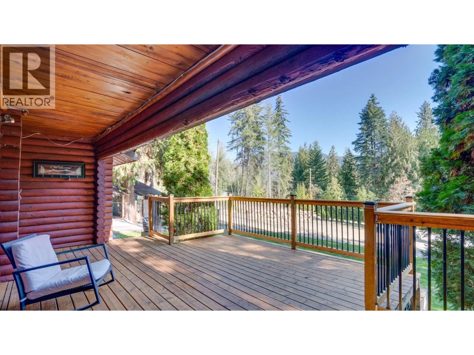 2452 Forest Drive