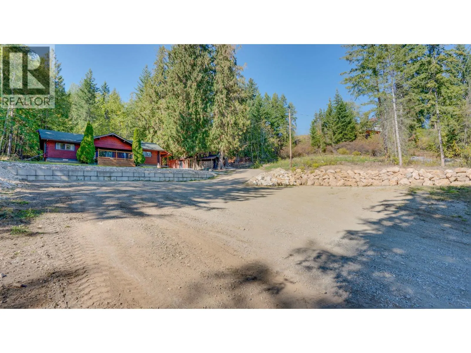 2452 Forest Drive