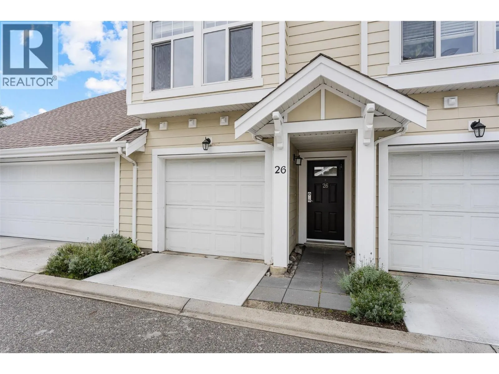 1853 Parkview Crescent Unit# 26