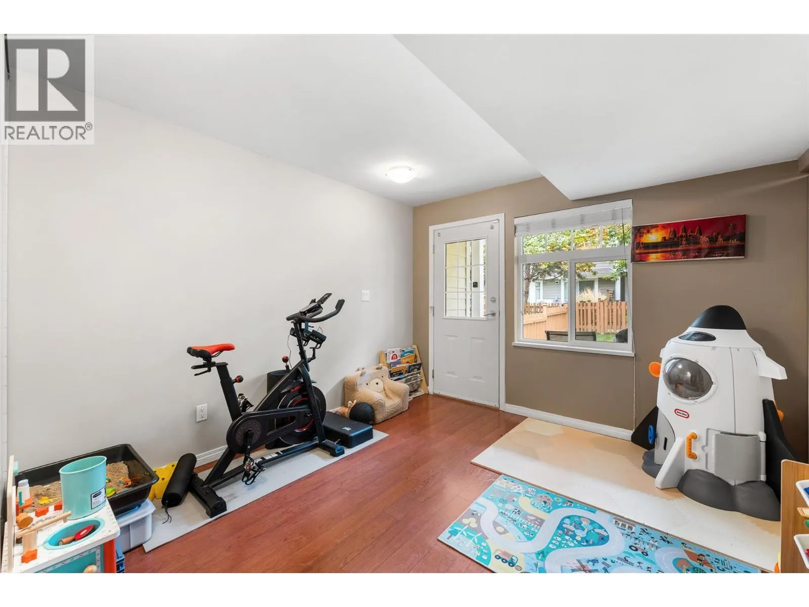 1853 Parkview Crescent Unit# 26