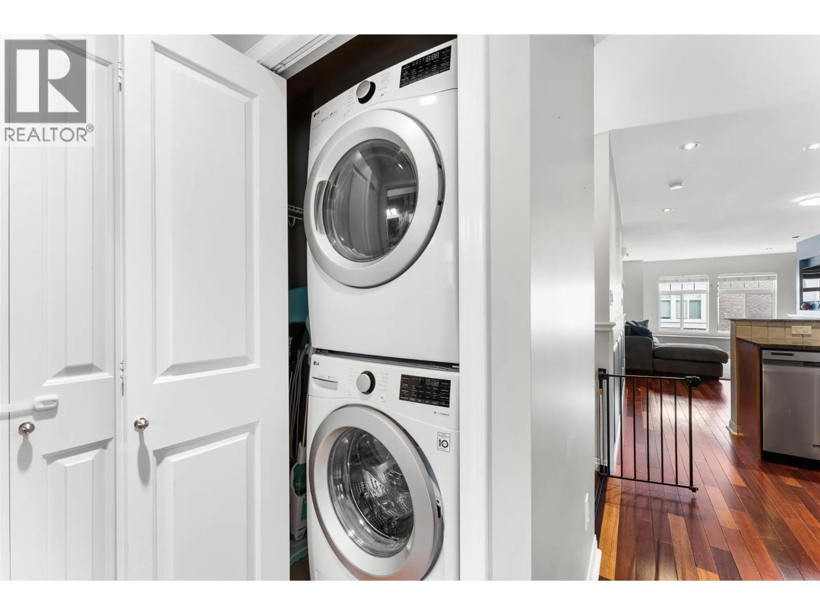 1853 Parkview Crescent Unit# 26