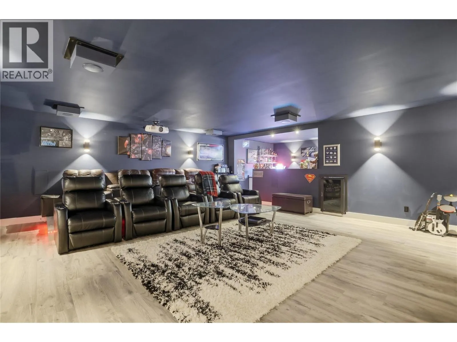 848 Cantle Drive