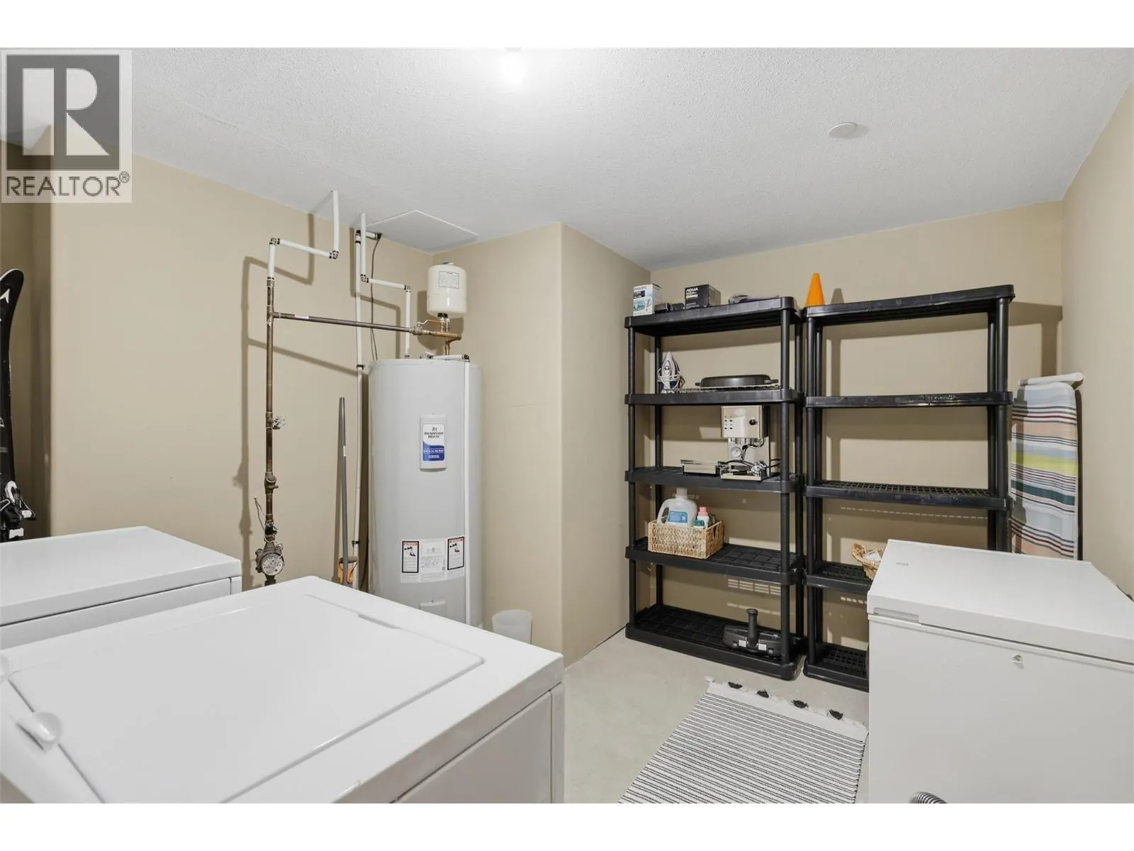 6015 Valley Drive Unit# 40