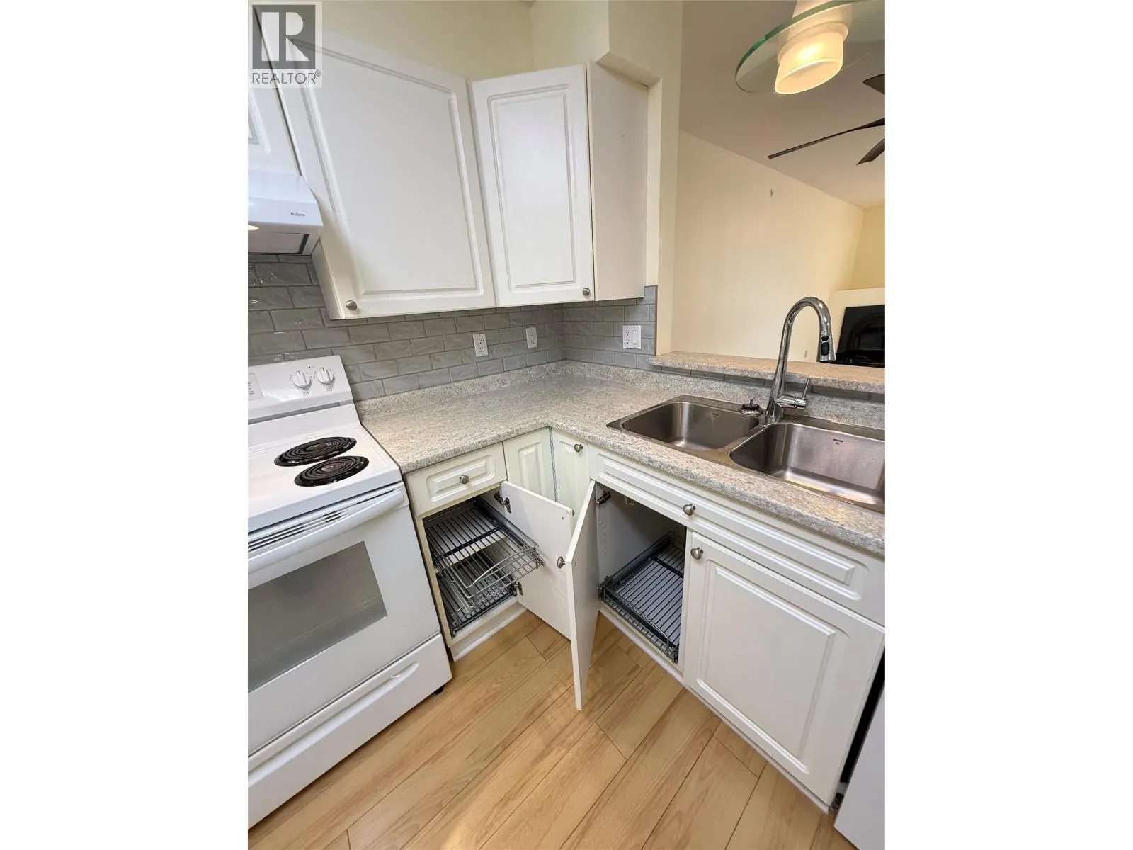 1120 Hugh Allan Drive Unit# 314