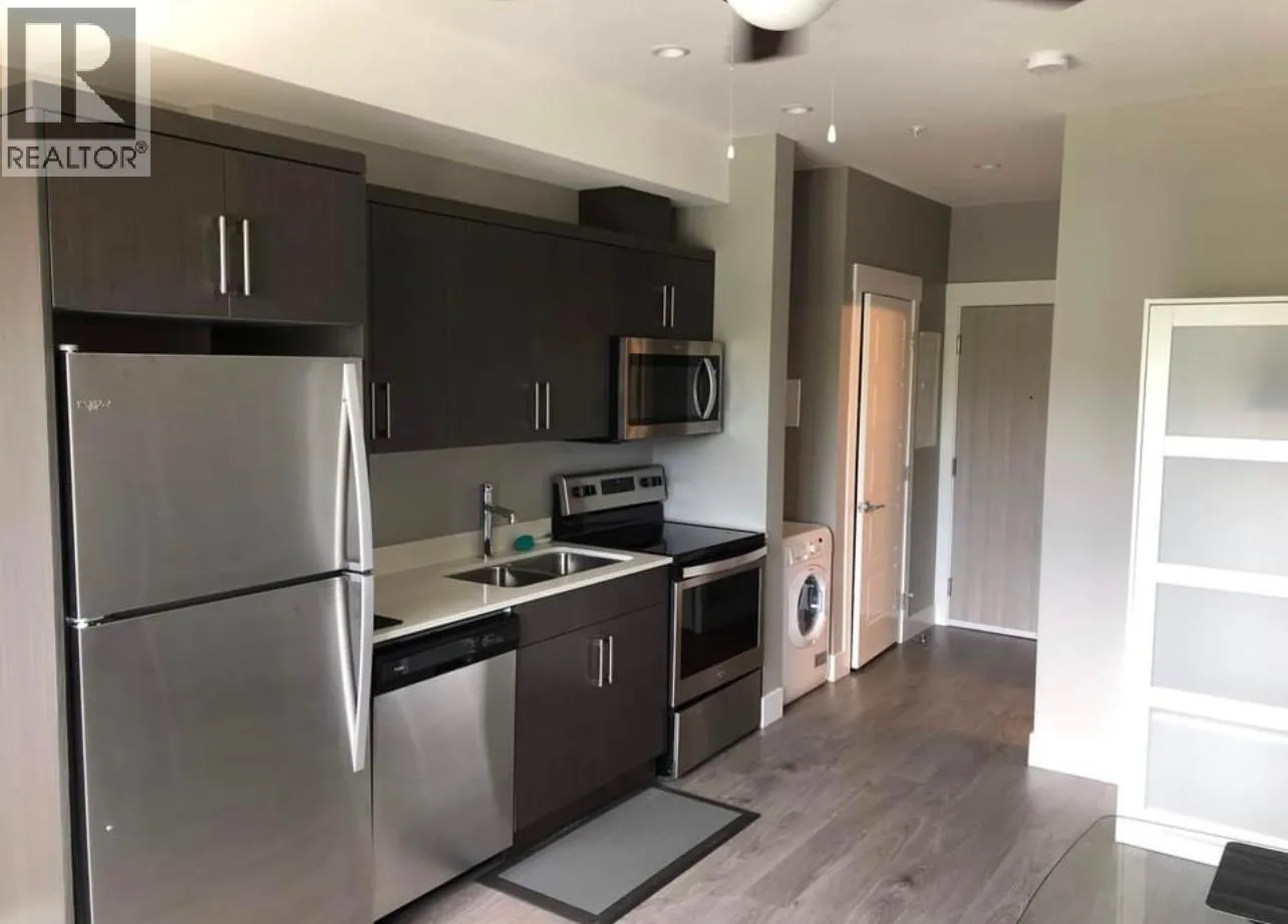925 Leon Avenue Unit# 408