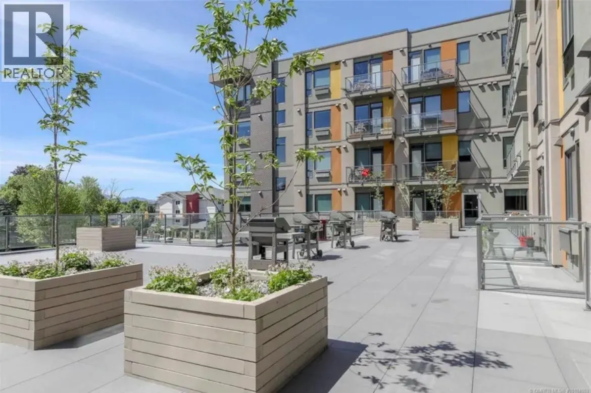 925 Leon Avenue Unit# 408