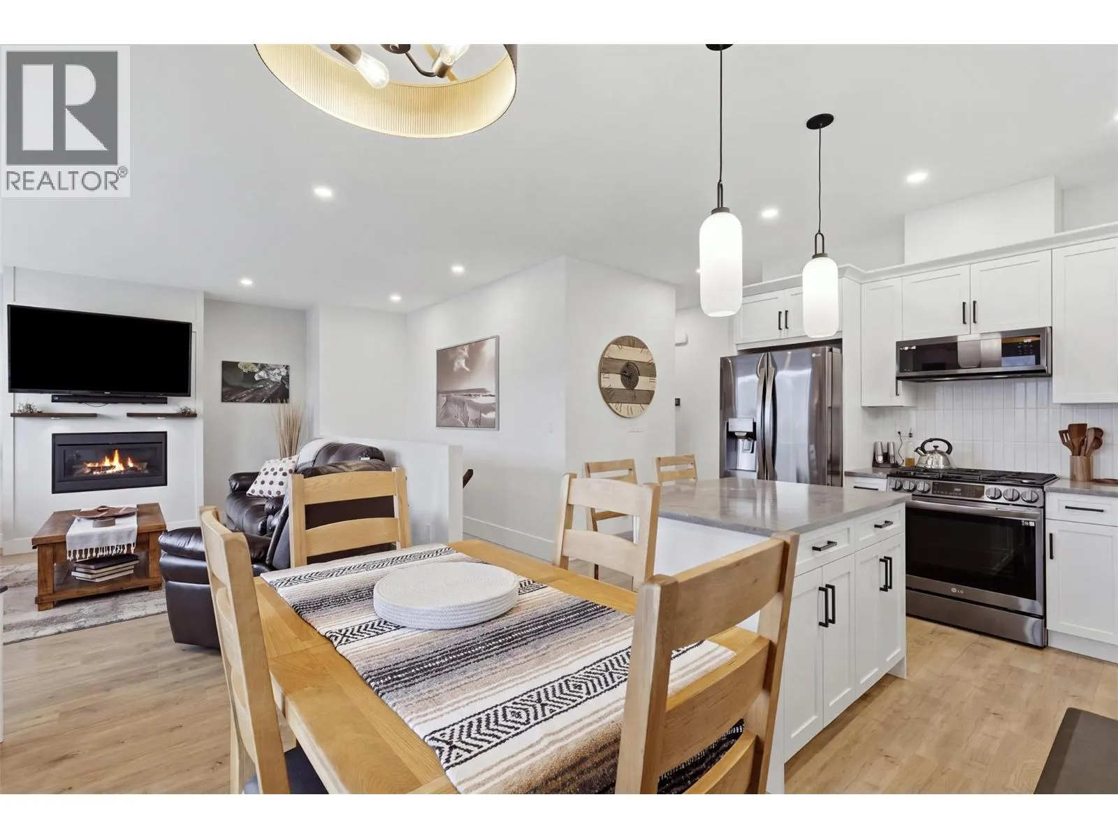 1900 ORD Road Unit# 15