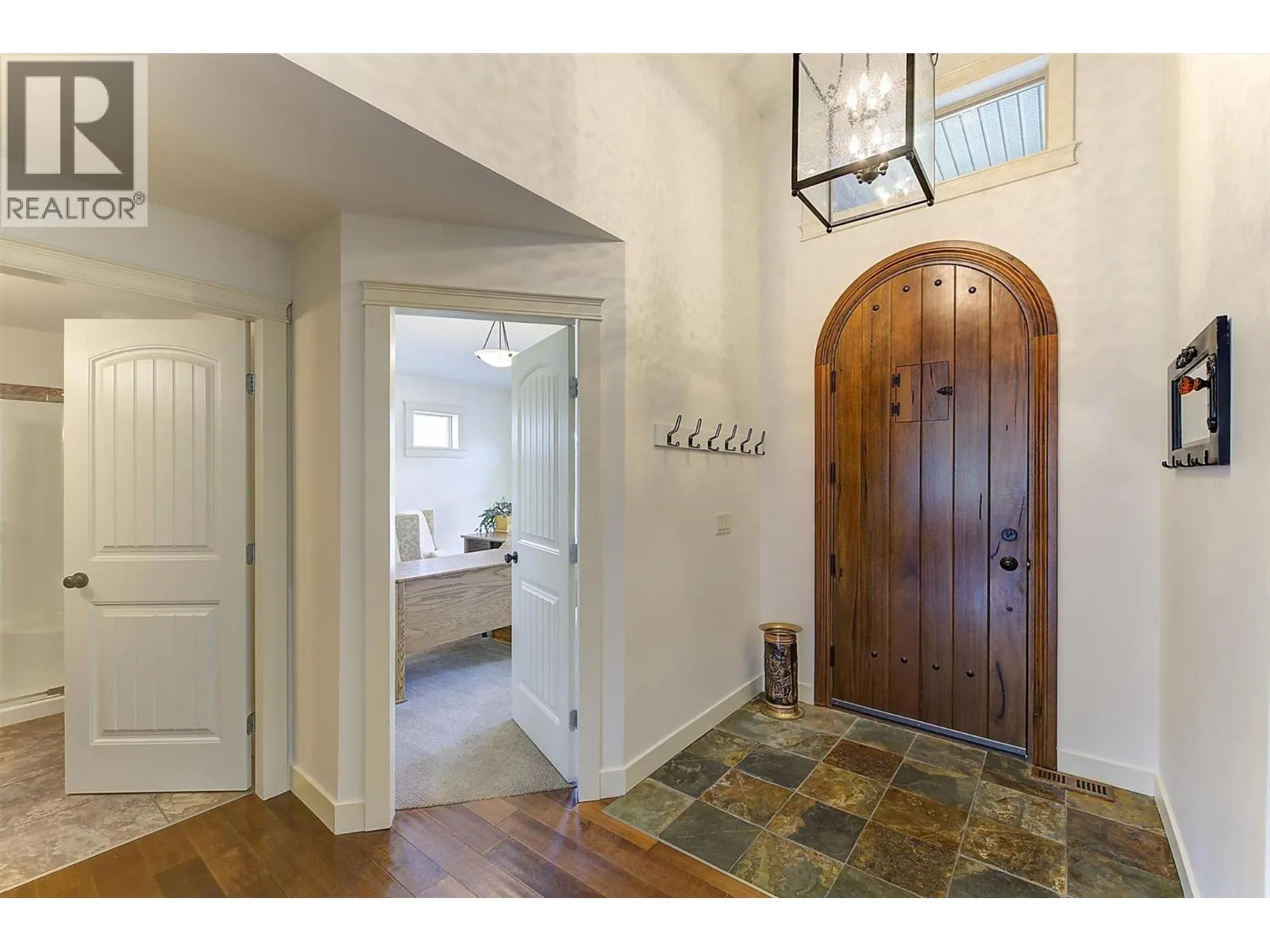 12931 East Ridge Drive