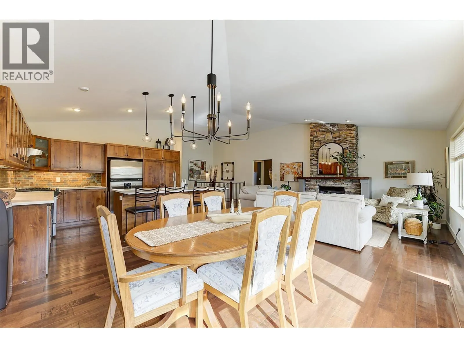 12931 East Ridge Drive