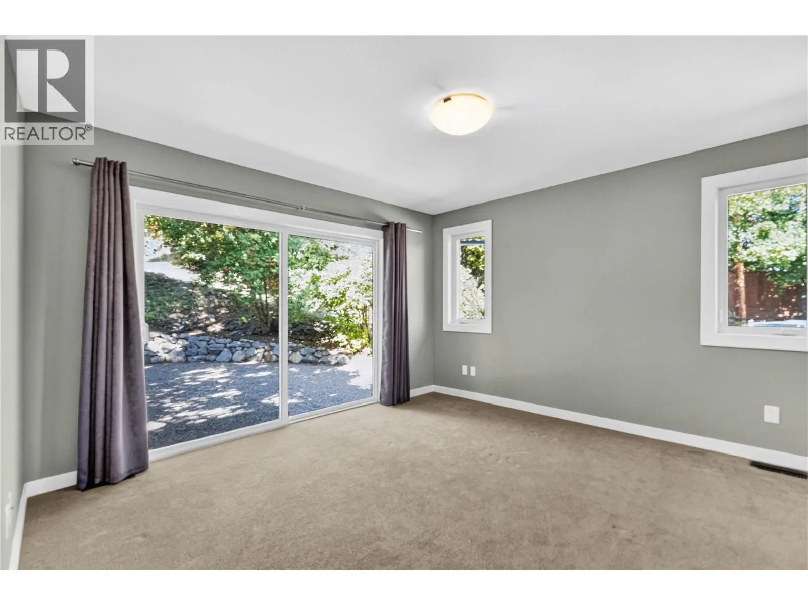 220 West Bench Drive