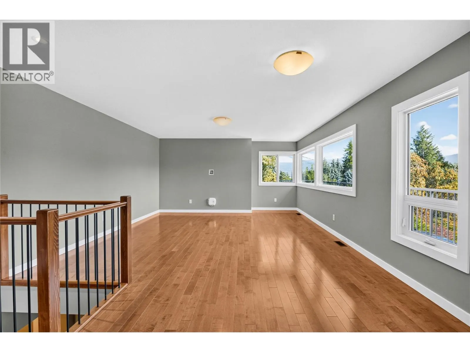 220 West Bench Drive