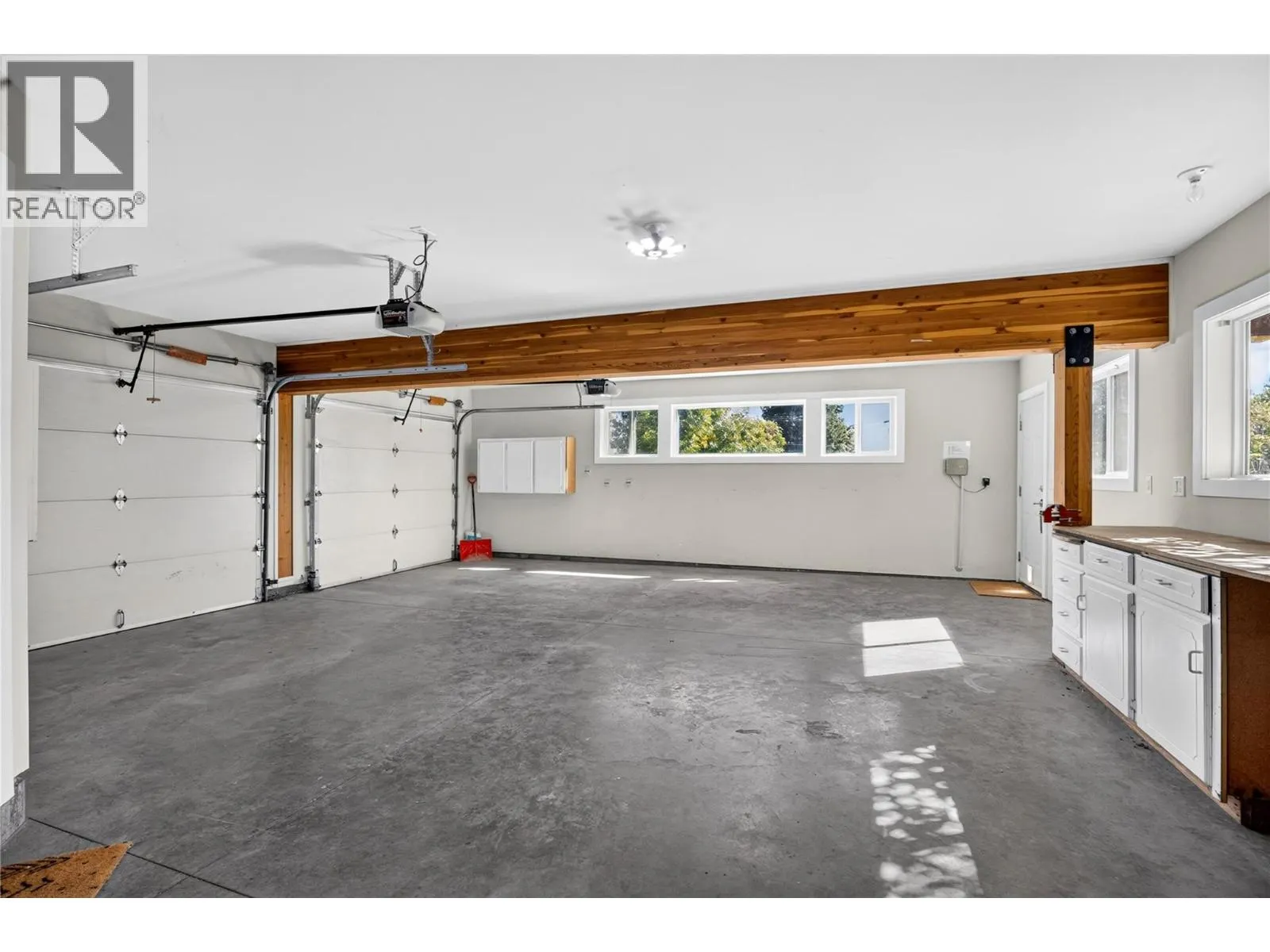 220 West Bench Drive