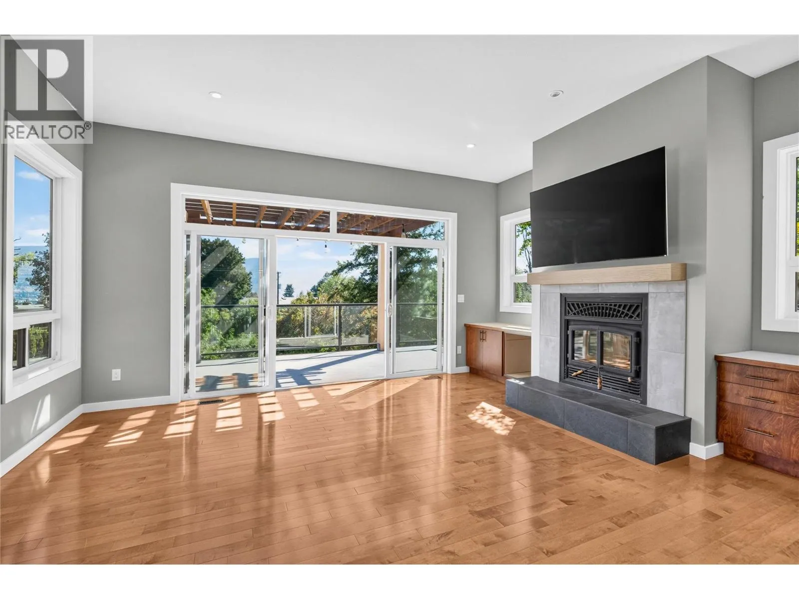 220 West Bench Drive