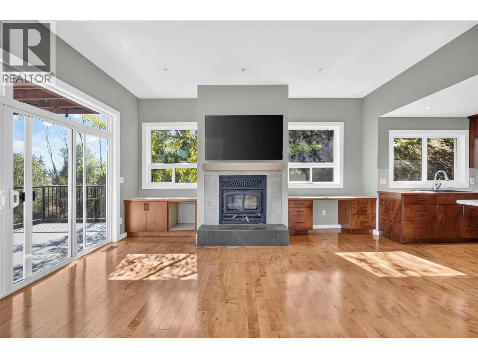 220 West Bench Drive