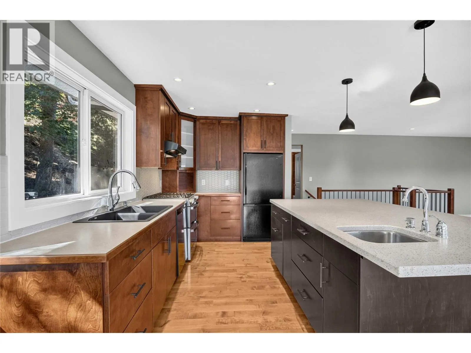 220 West Bench Drive