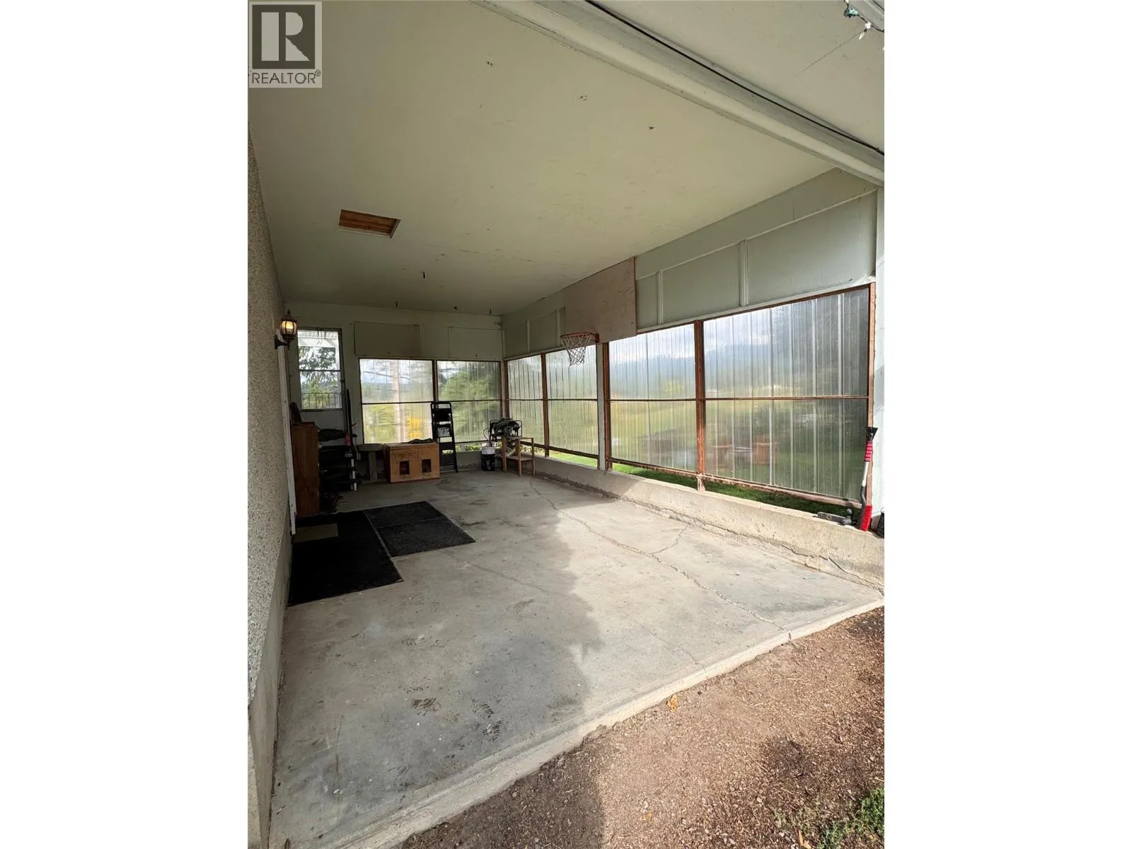 3764 Creamery Road