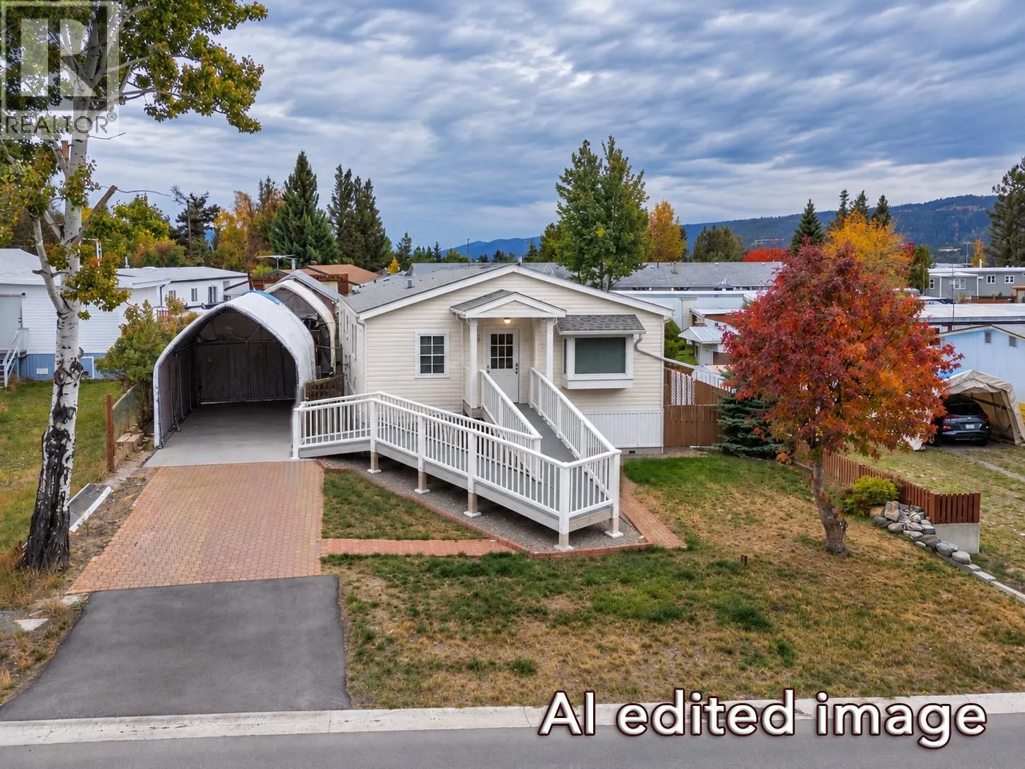 11 Topaz Crescent
