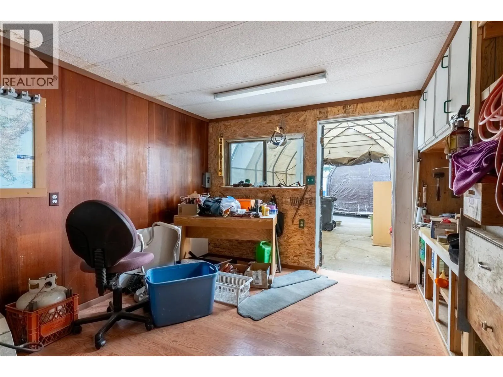 11 Topaz Crescent