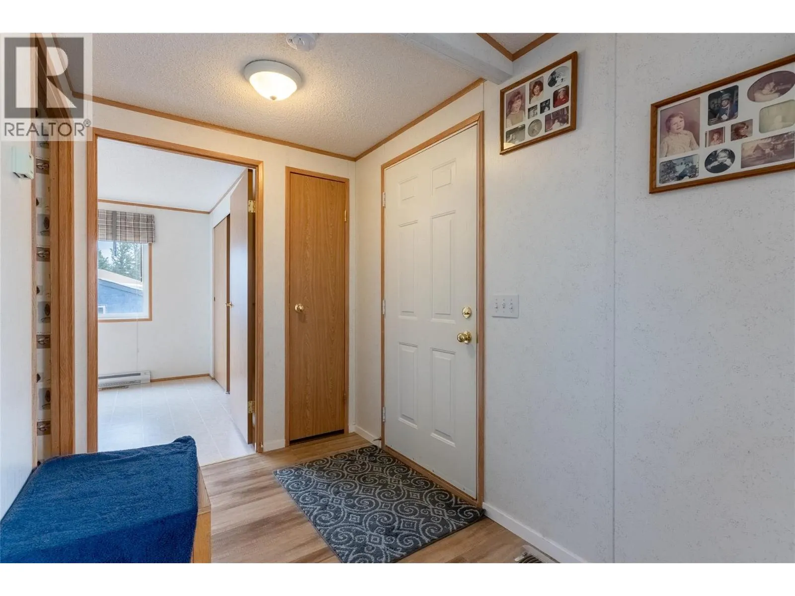 11 Topaz Crescent
