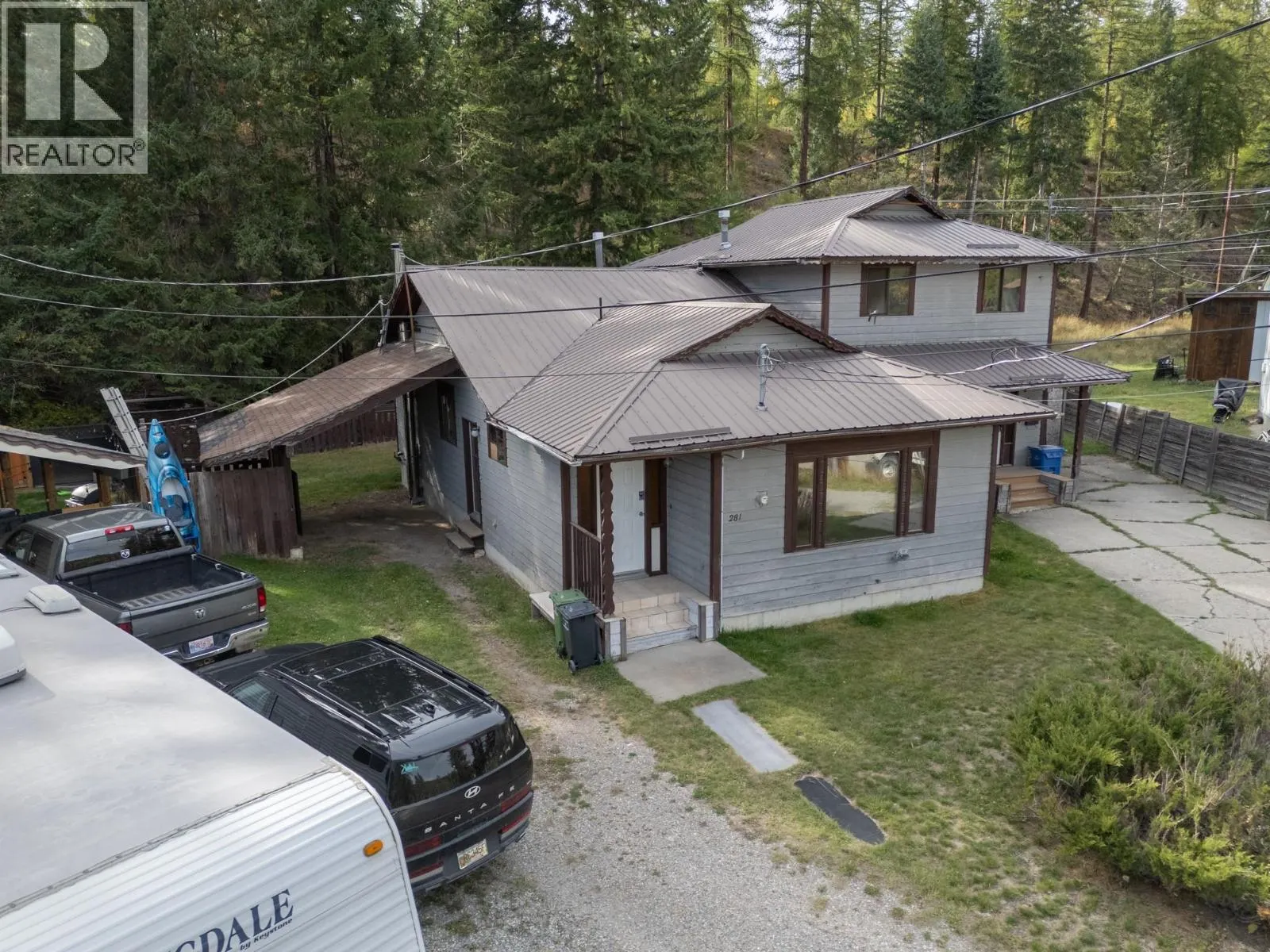 281 Kimbrook Crescent