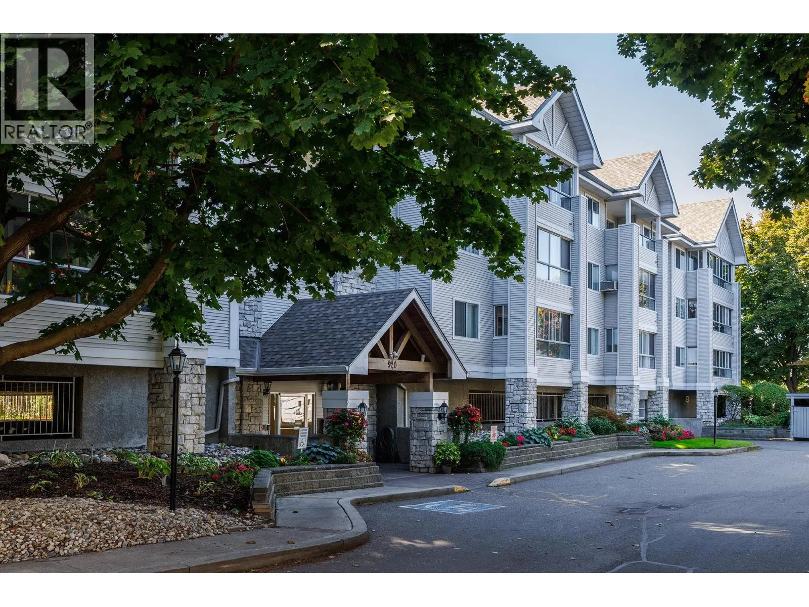 920 Glenwood Avenue Unit# 111