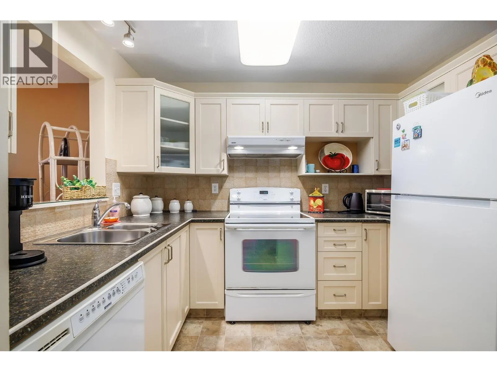 920 Glenwood Avenue Unit# 111