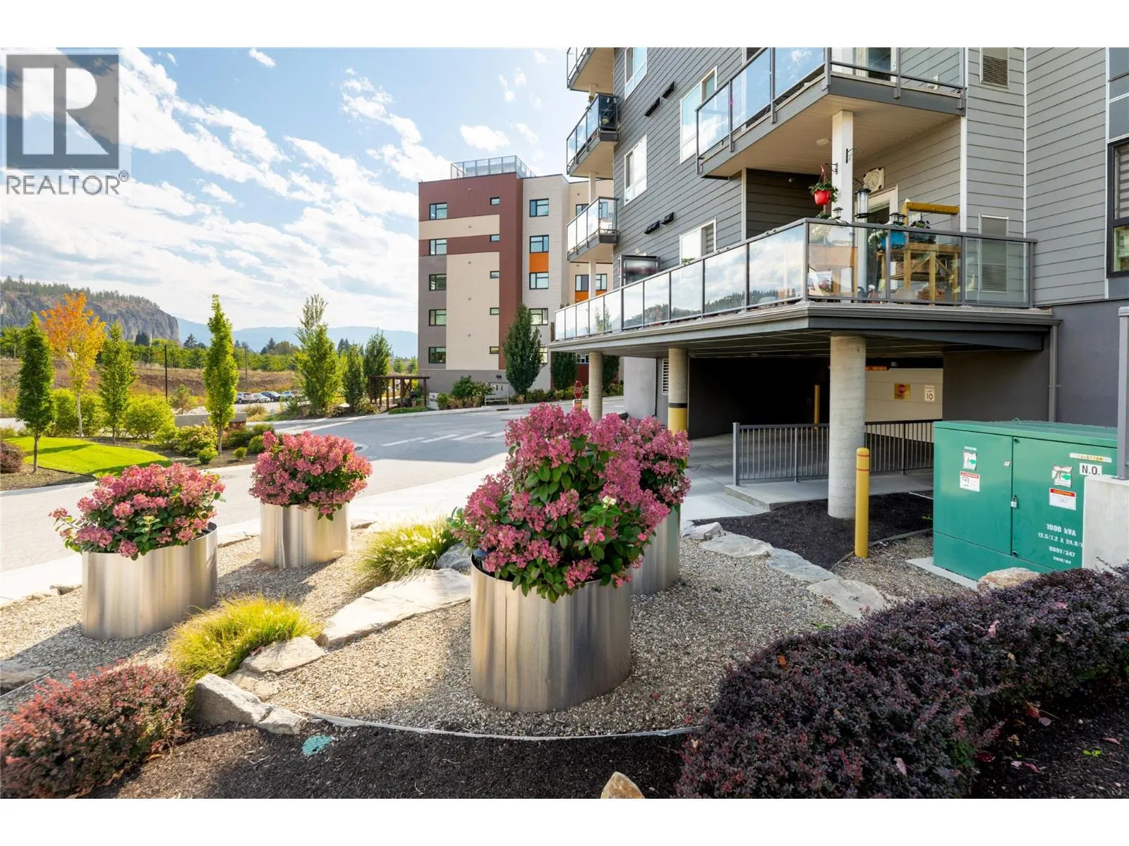 722 Valley Road Unit# 402