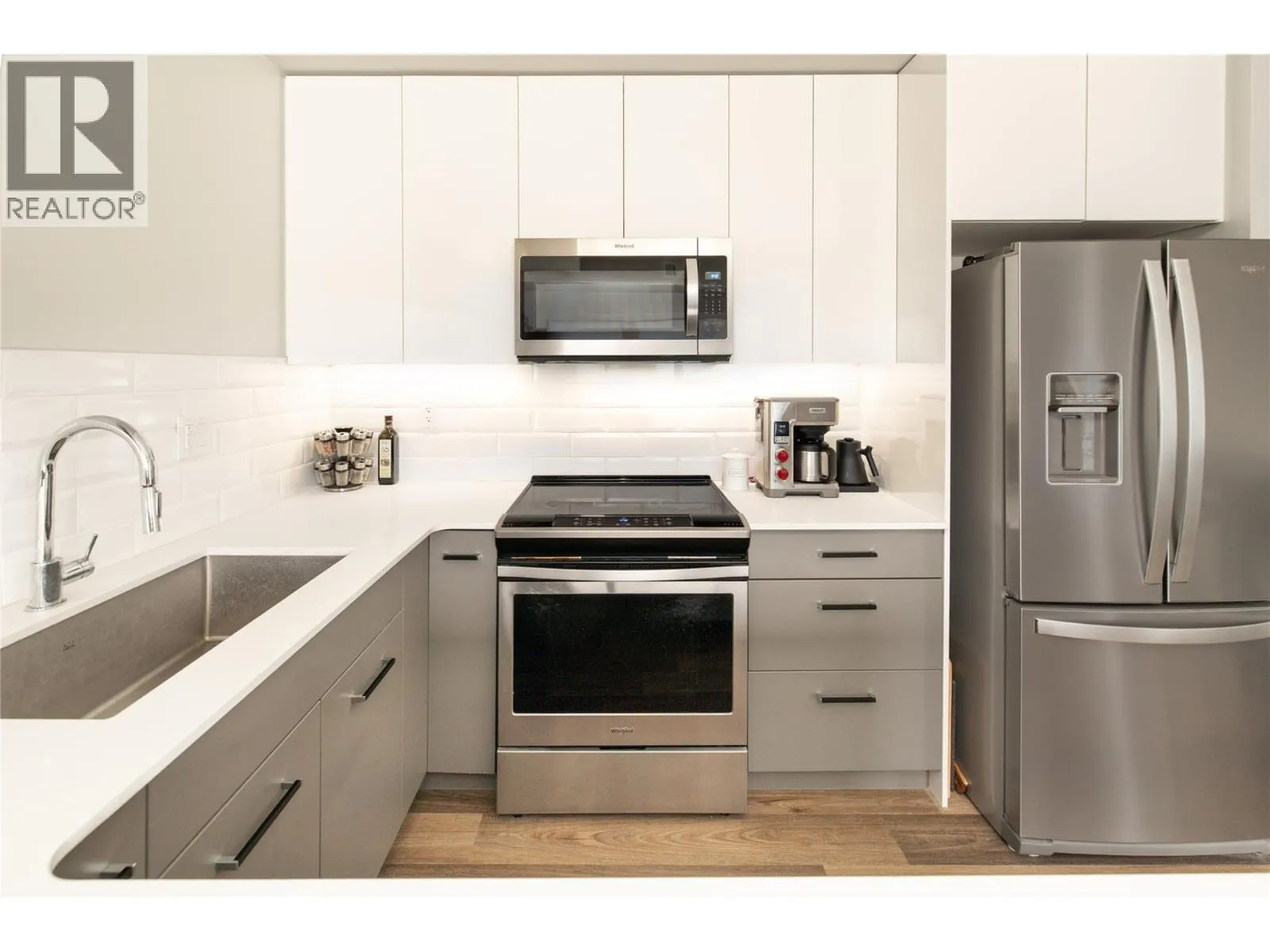 722 Valley Road Unit# 402