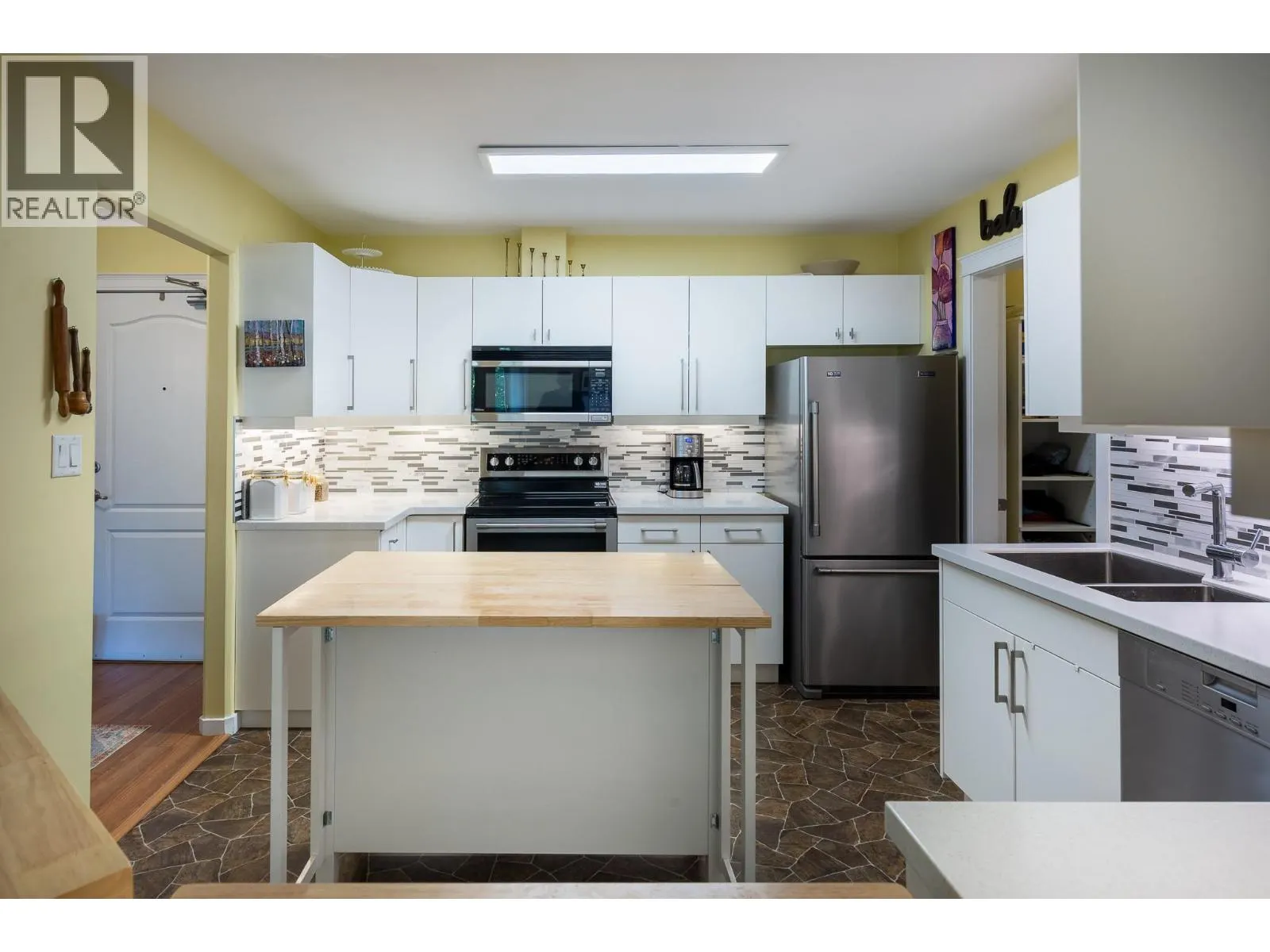303 Whitman Road Unit# 304