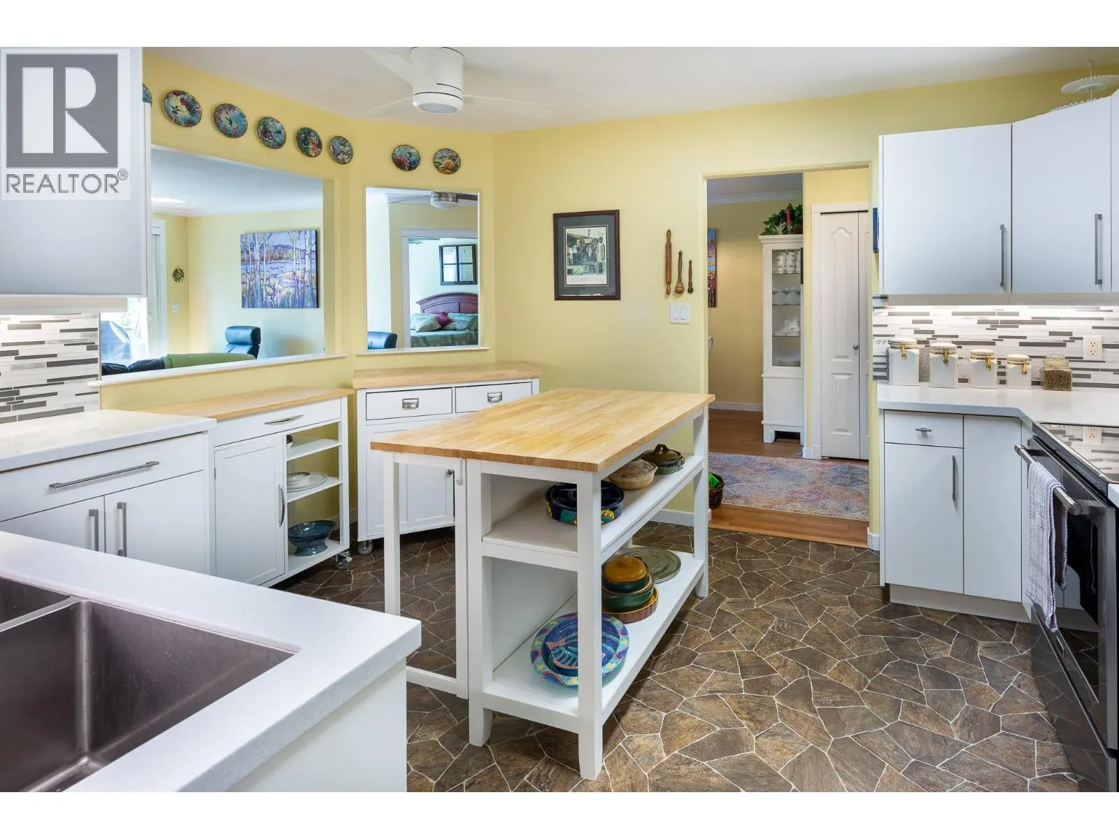 303 Whitman Road Unit# 304