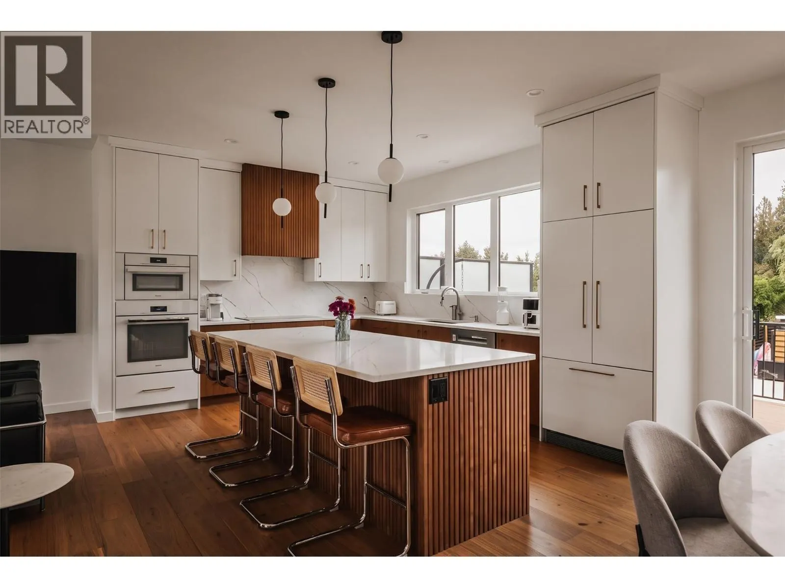 624 Bonjou Road