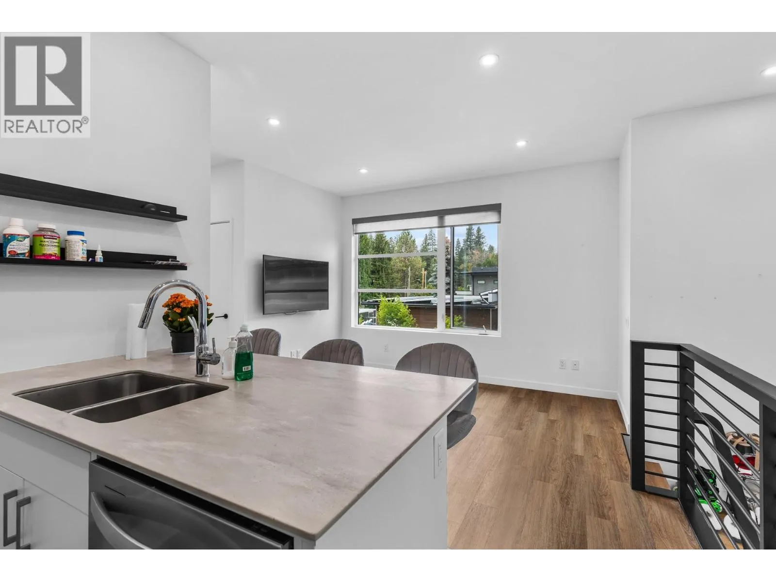 624 Bonjou Road