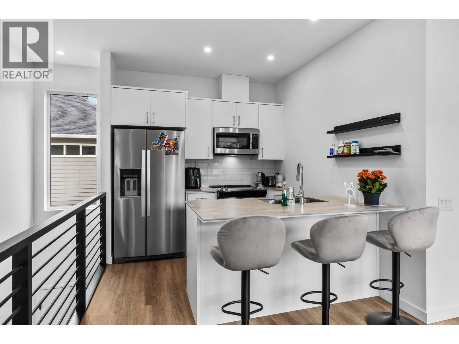 624 Bonjou Road