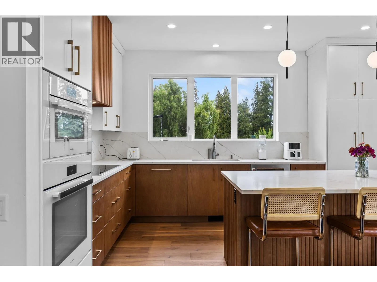 624 Bonjou Road