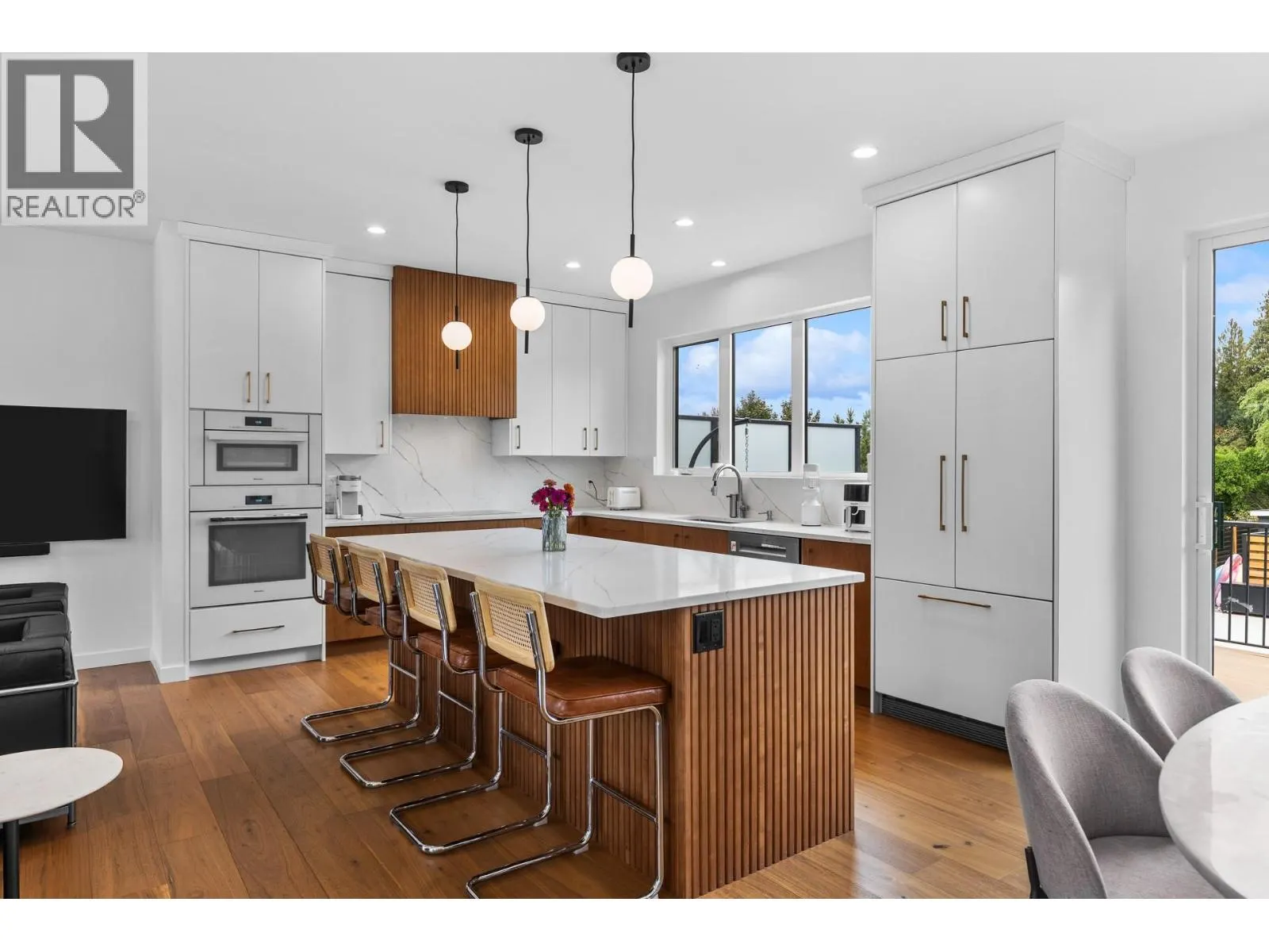 624 Bonjou Road