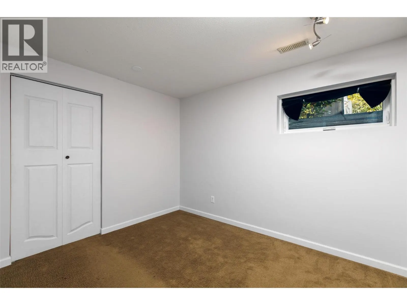 1489 Bear Creek Road