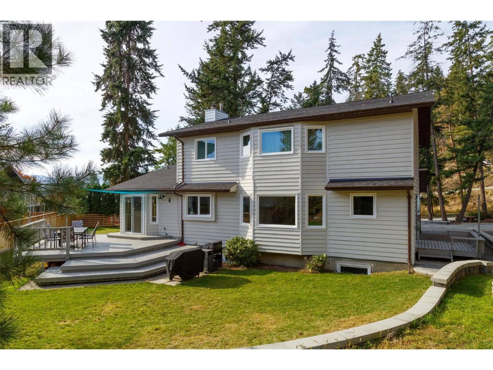 1489 Bear Creek Road
