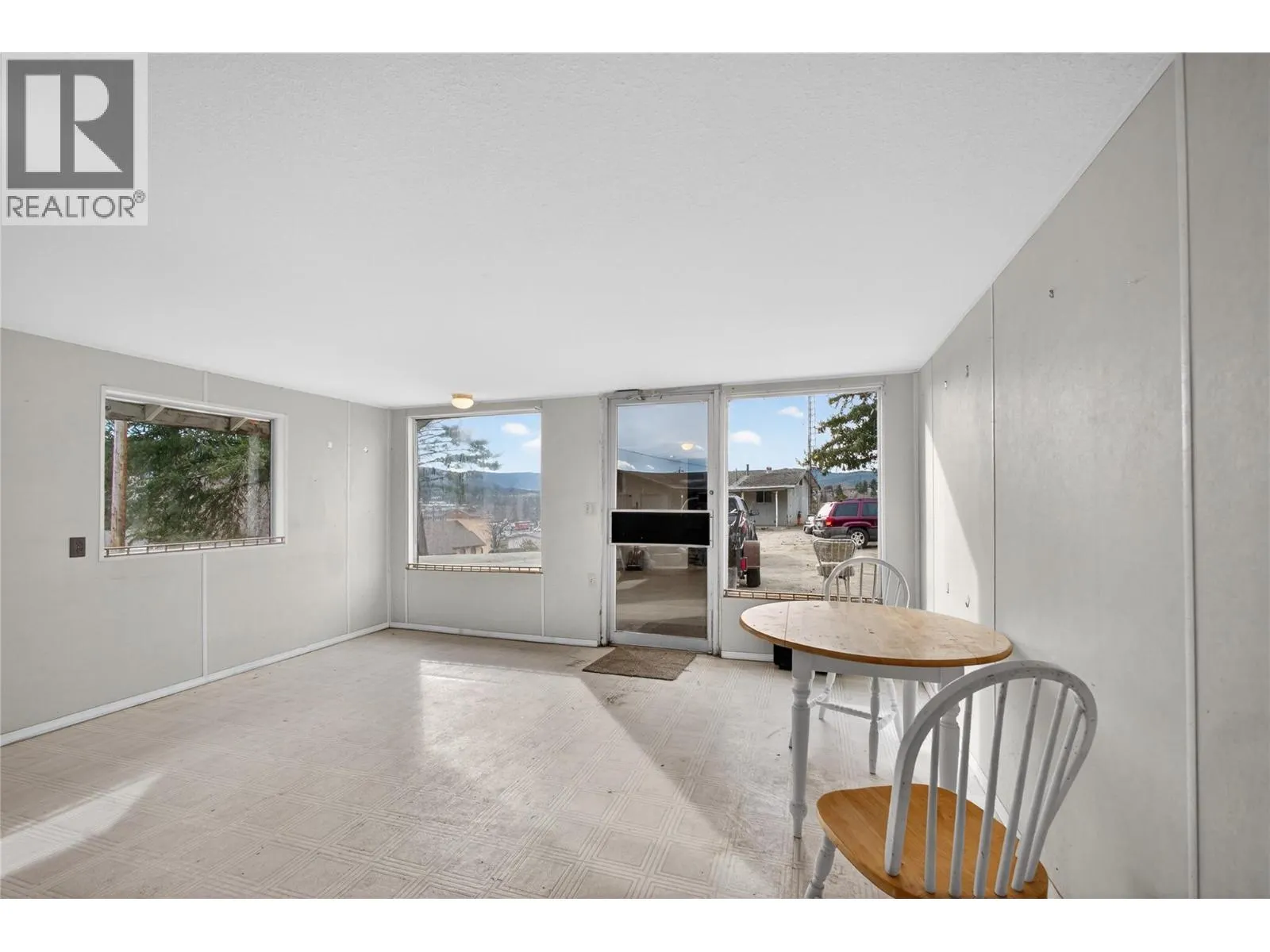 10114 Newene Road
