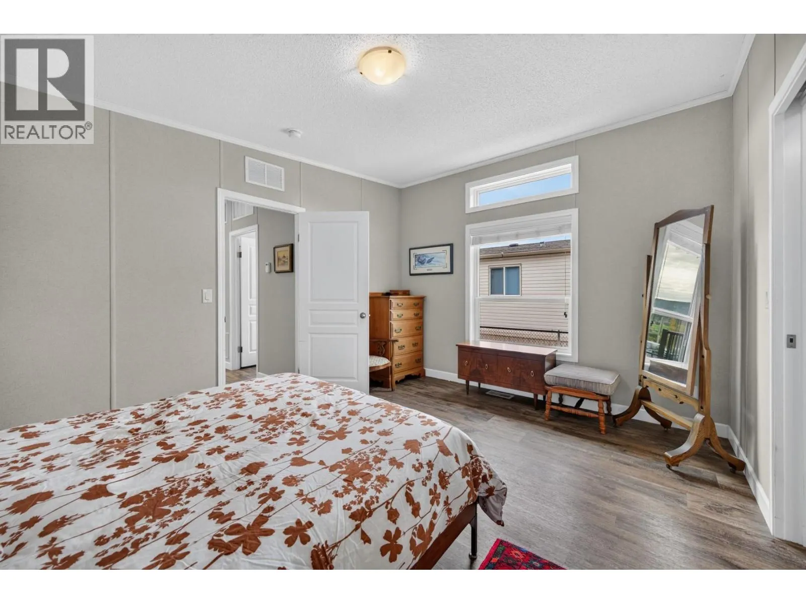 5005 River Road Unit# 116