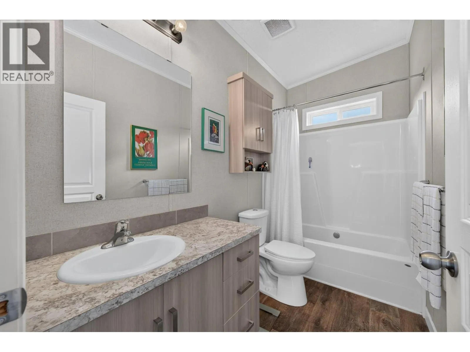 5005 River Road Unit# 116