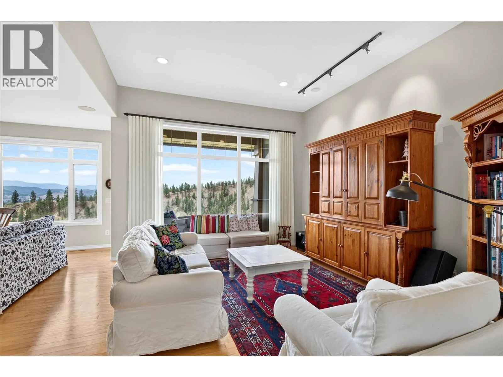 3800 Gallaghers Pinnacle Way Unit# 21