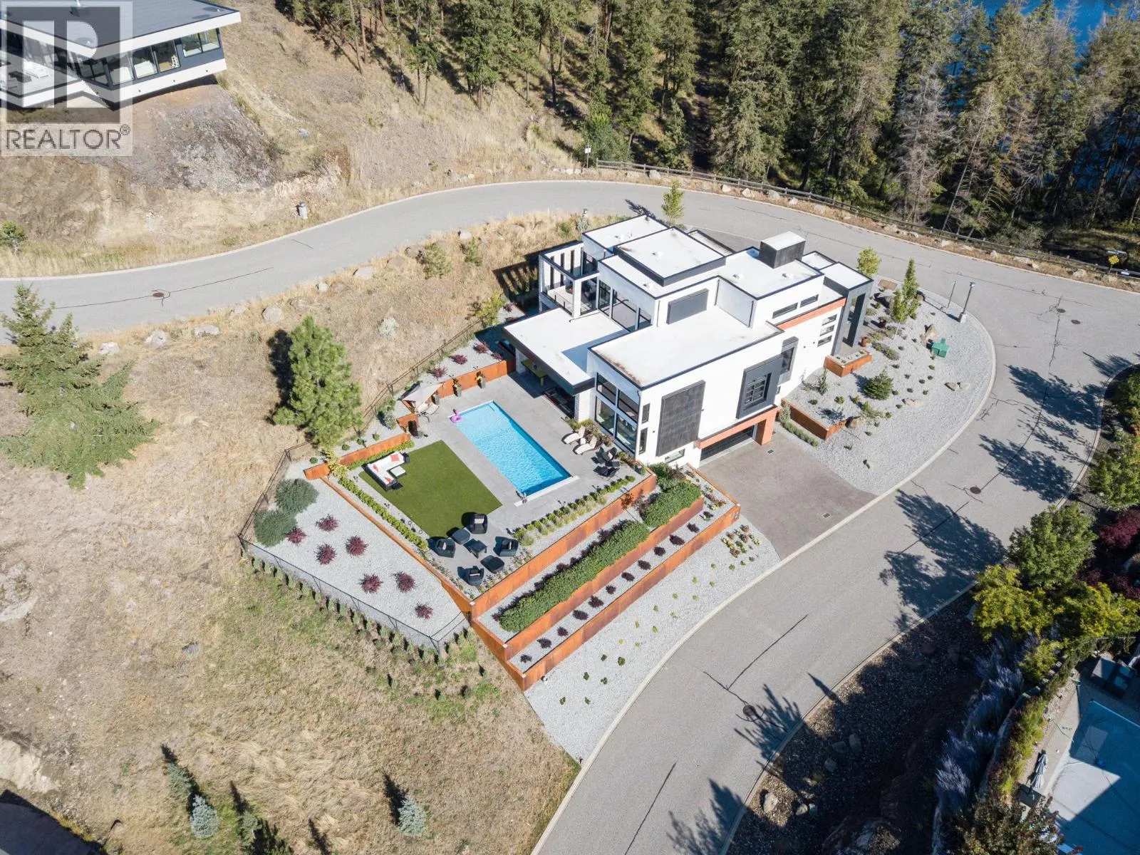 722 Highpointe Place