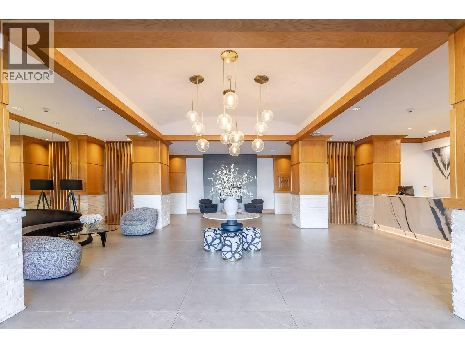 15 PARK Place Unit# 209