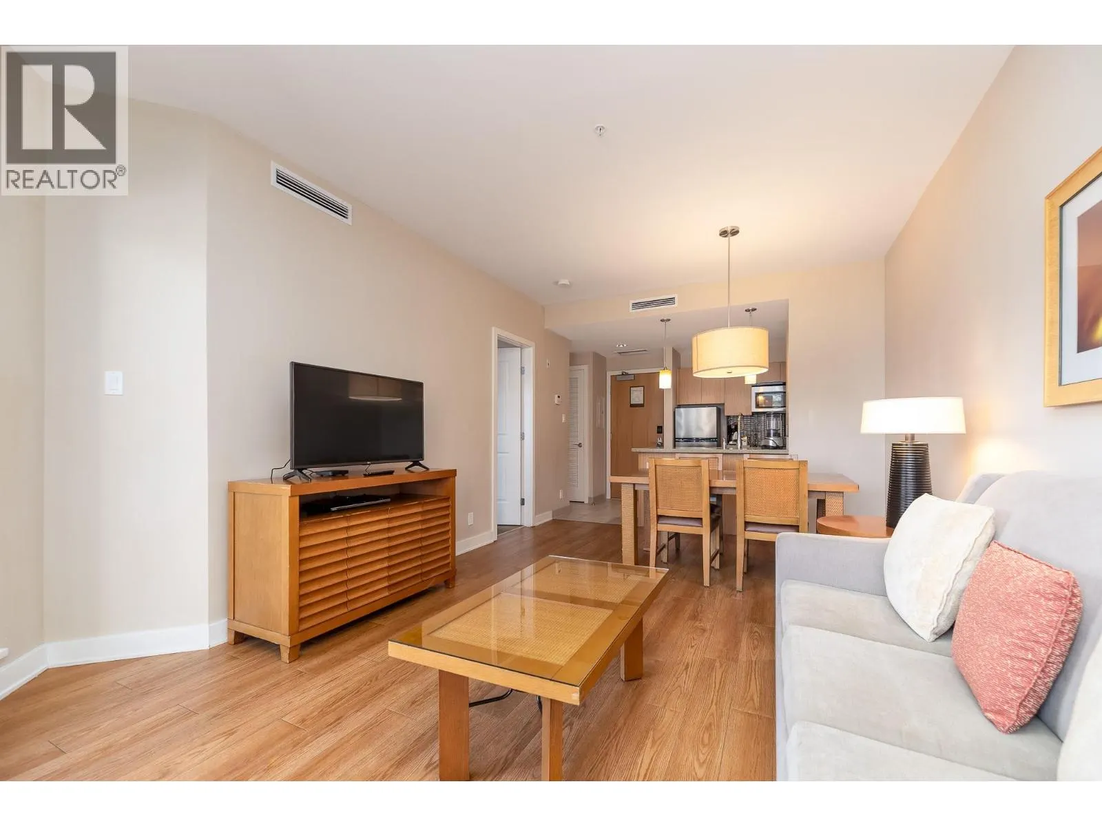 15 PARK Place Unit# 209