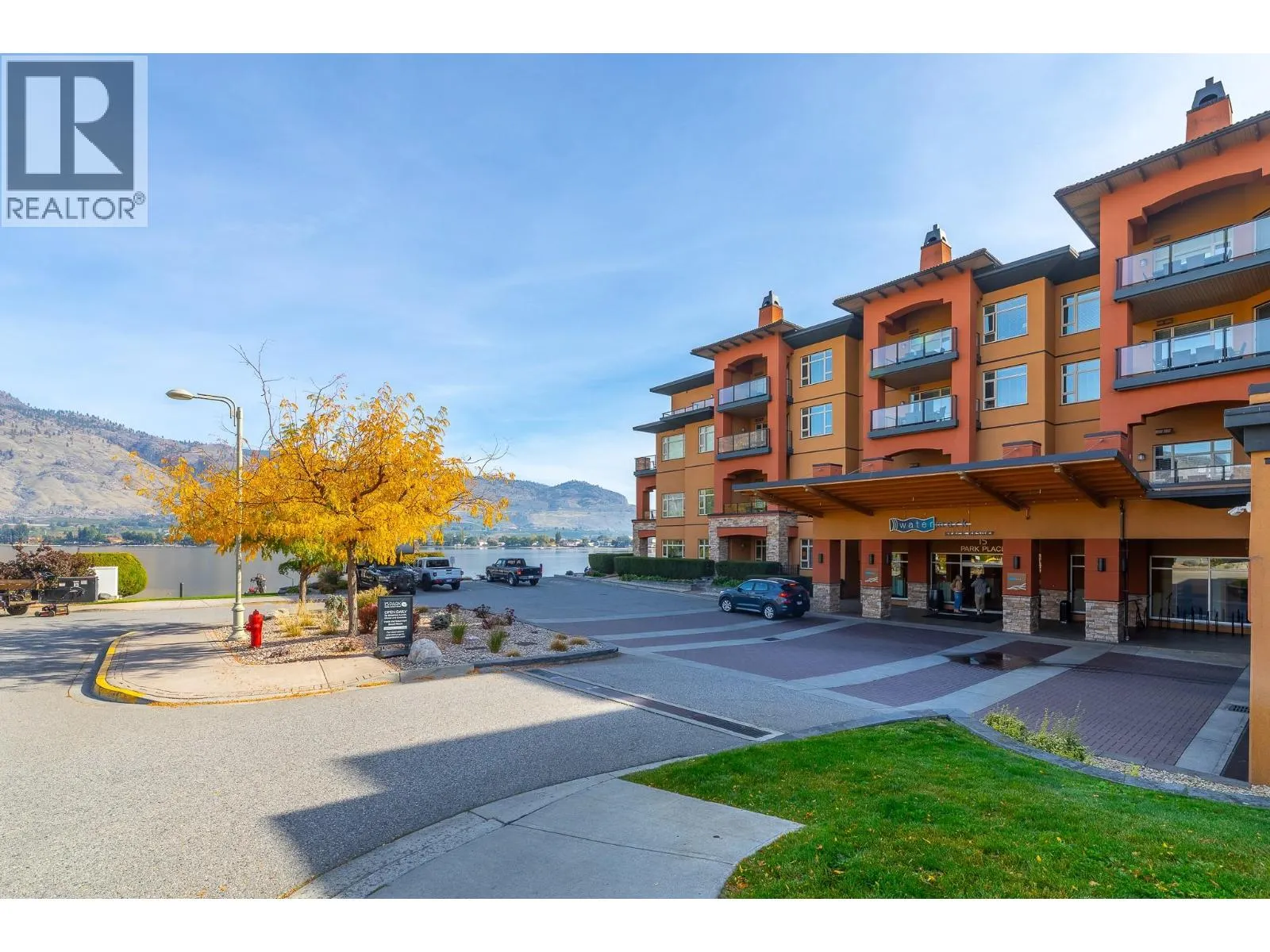 15 PARK Place Unit# 209