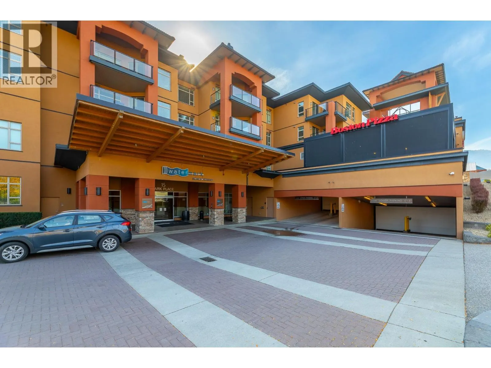 15 PARK Place Unit# 209