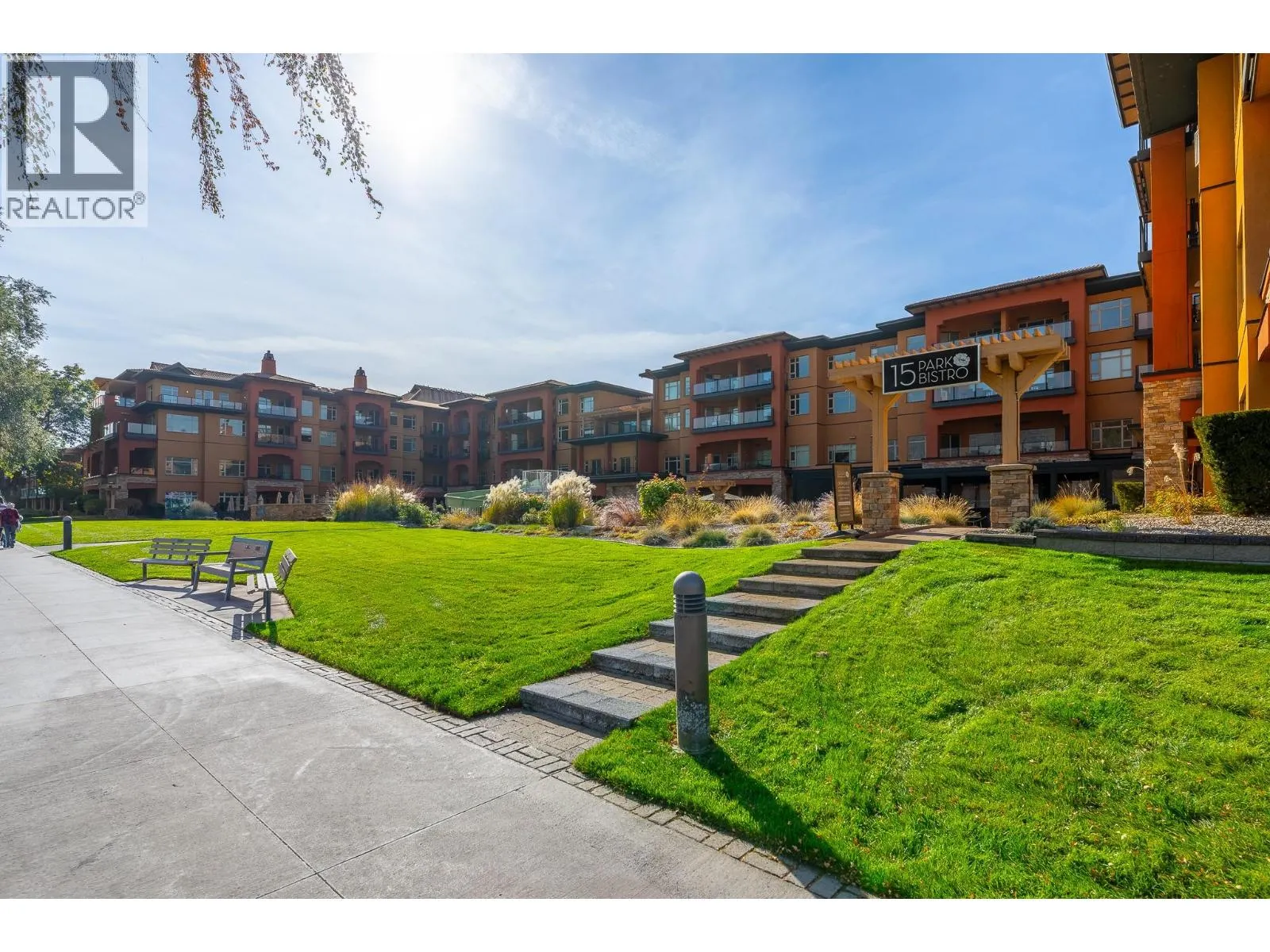15 PARK Place Unit# 209