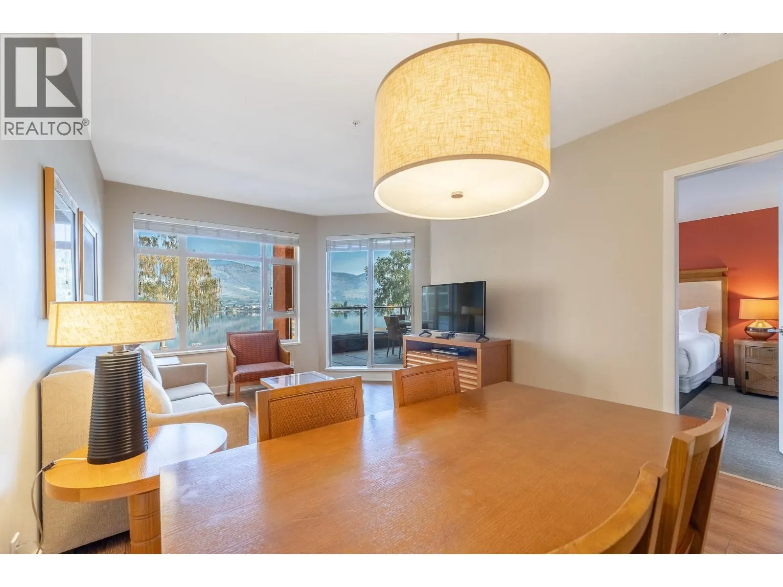 15 PARK Place Unit# 209