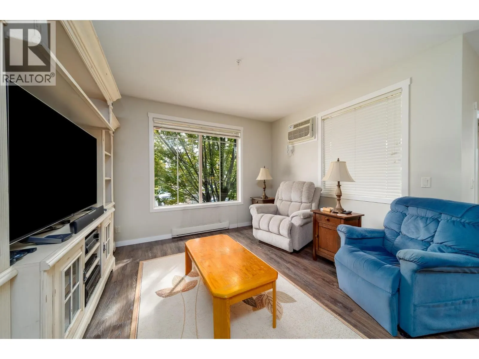 3733 Casorso Road Unit# 104