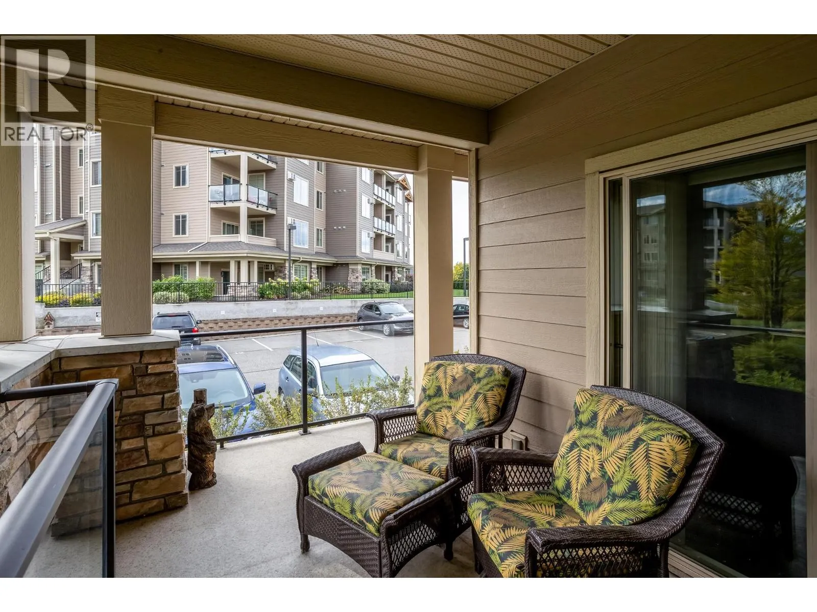3733 Casorso Road Unit# 104